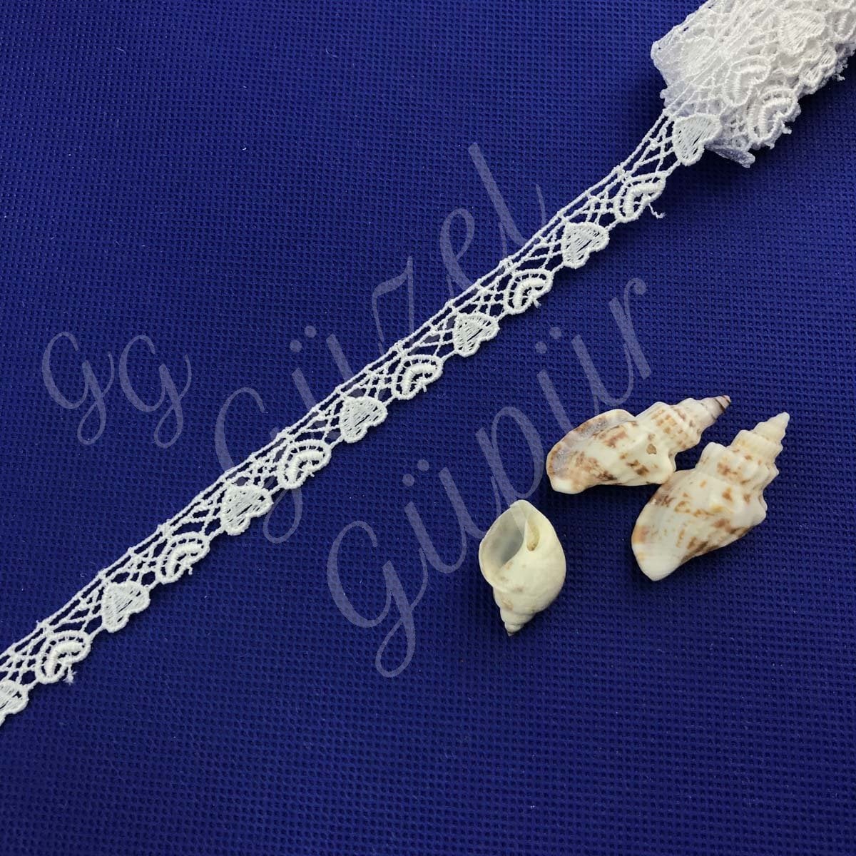 G 400445 GÜPÜR Beyaz